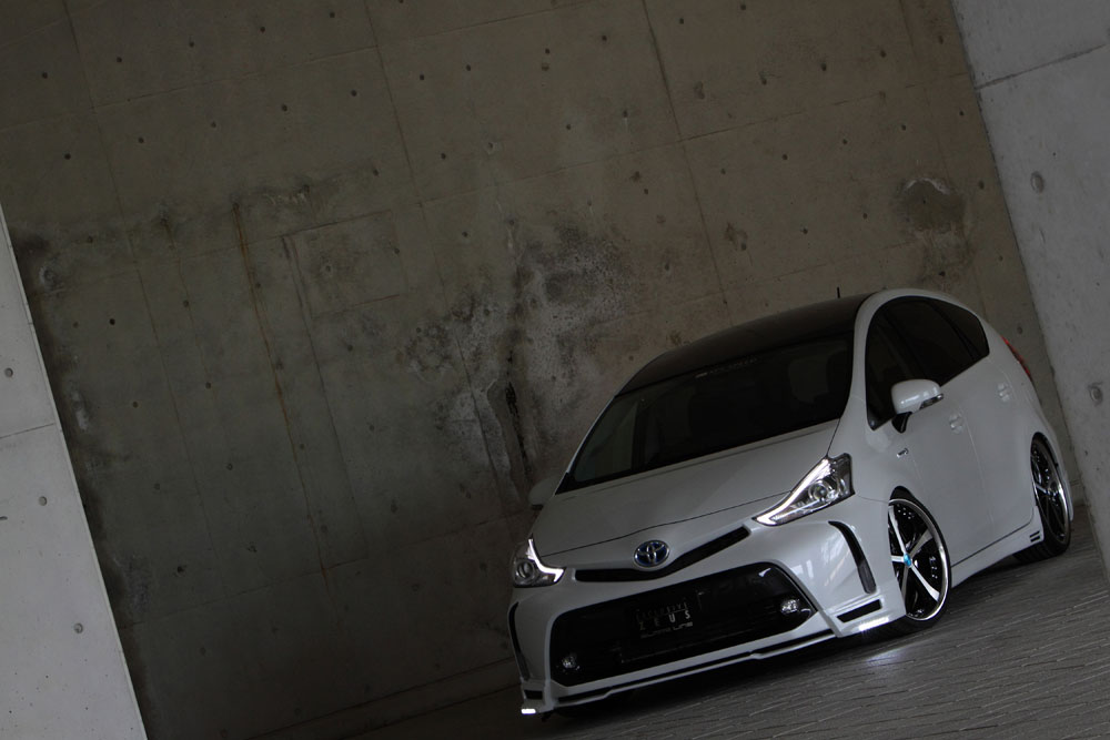 M'z SPEED | BodyKit | プリウス アルファ | PRIUS α (ZVW41W/ZVW40W)