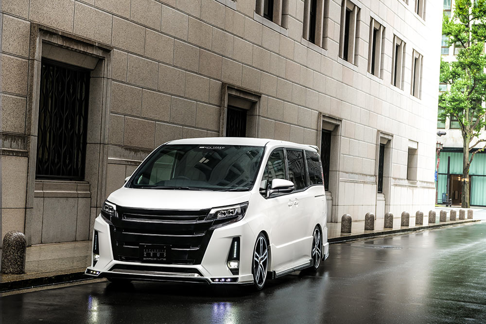 M Z Speed 新車カスタムコンプリートカー Toyota Noah Si Mc後 Grace Lineゼウス エアロドレスアップ新車